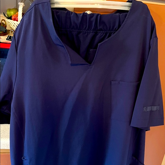 Navy Blue Scrub Top 3xl with matching jogger scrub bottoms xlarge worn 1x - Picture 1 of 2